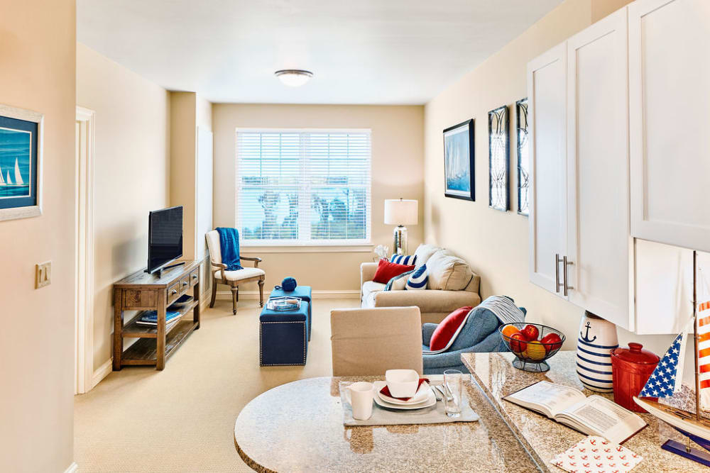 Apartment living room at Azpira at Windermere in Windermere, Florida | Pathway to Living