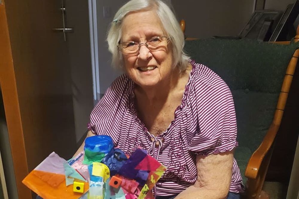 Resident crafting at Victory Centre of Joliet