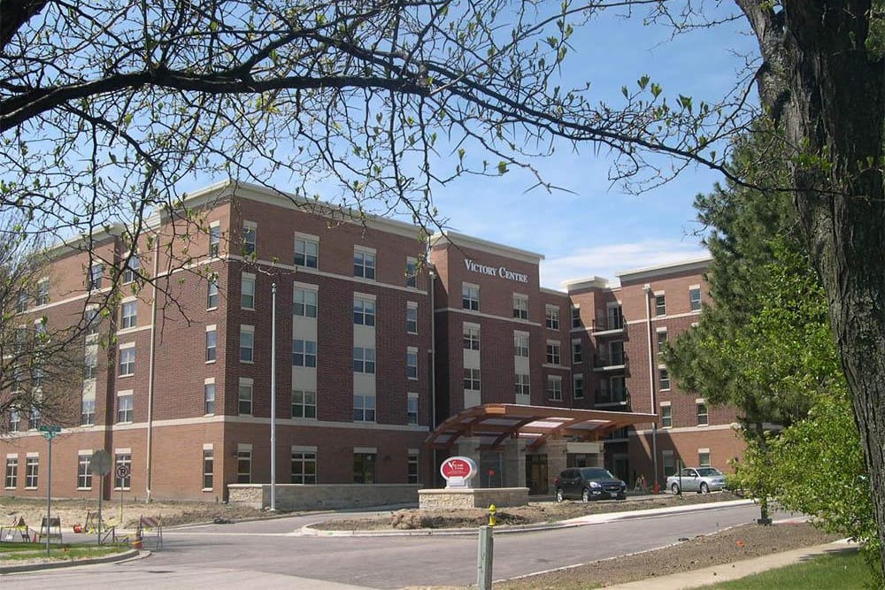 External view of Victory Centre of Vernon Hills in Vernon Hills, IL