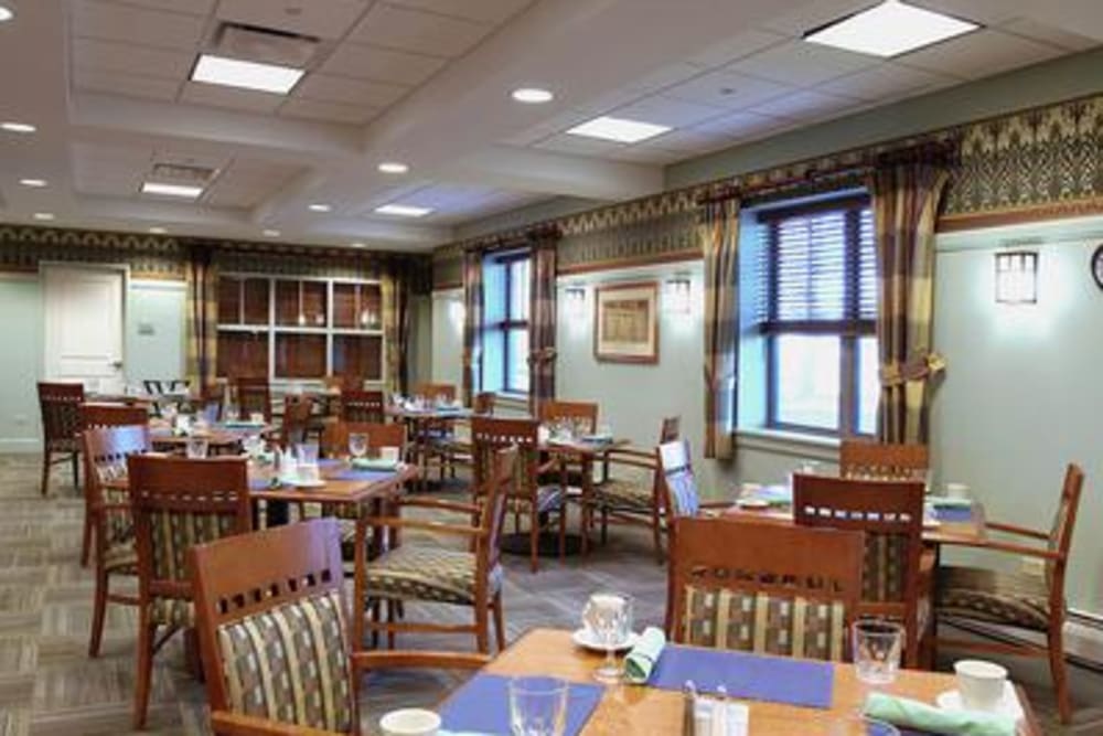 Senior Care Dining Hall In Elk Grove
