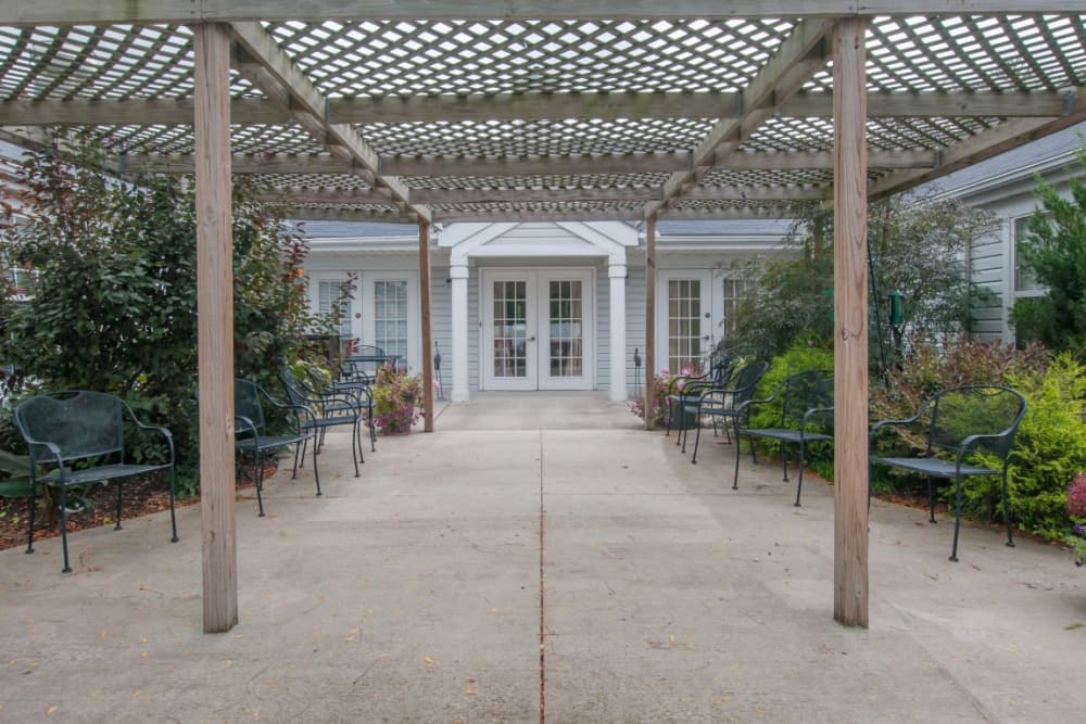 Covered outdoor area at Carriage Court of Marysville in Marysville, Ohio.