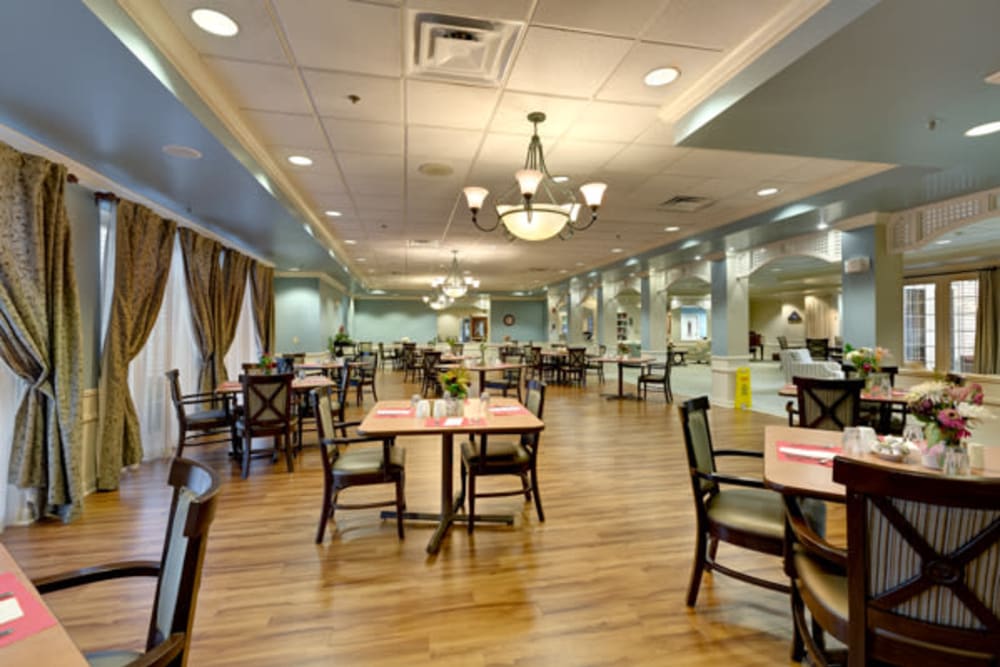 Dining area at Carriage Court of Kenwood in Cincinnati, Ohio.