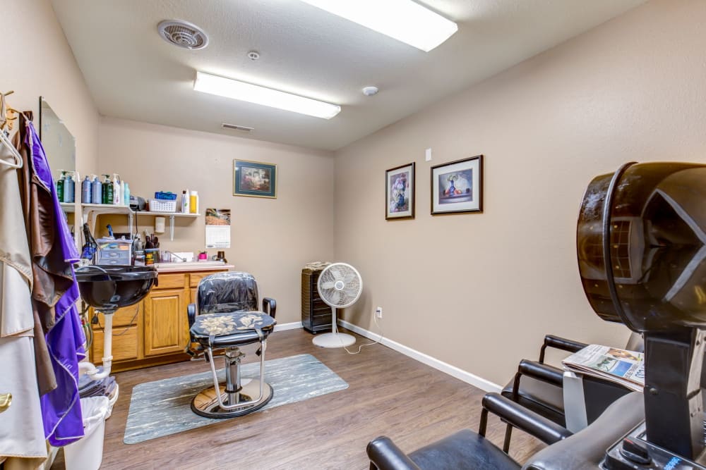 Salon  at Brookstone Estates of Rantoul in Rantoul, Illinois