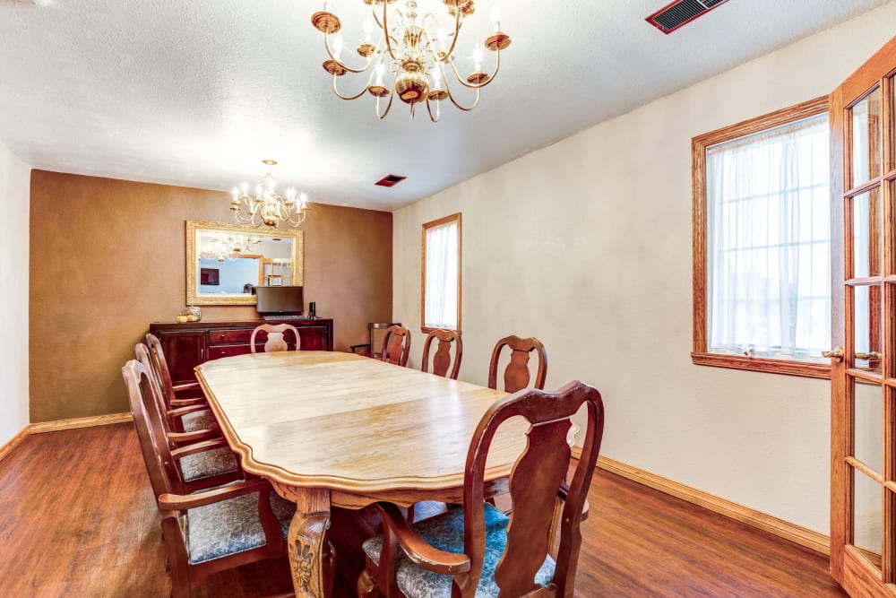 Dining room at Brookstone Estates of Fairfield in Fairfield, Illinois.