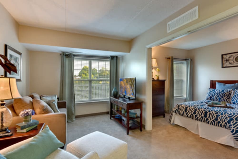 senior living apartment at Carriage Court of Kenwood in Cincinnati, Ohio