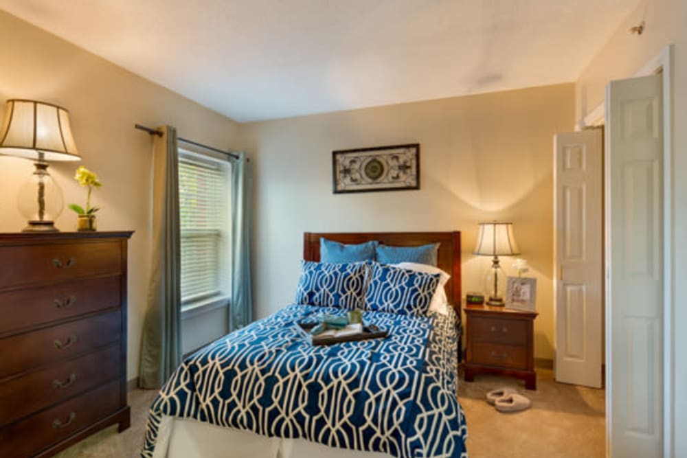 Bedroom in senior living apartment at Carriage Court of Kenwood in Cincinnati, Ohio